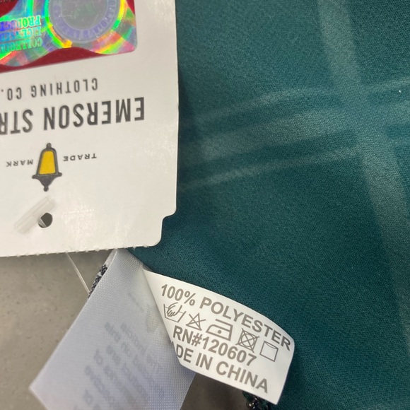 Women's Michigan State Spartans Reversible Snap Scarf - Picture 6 of 10